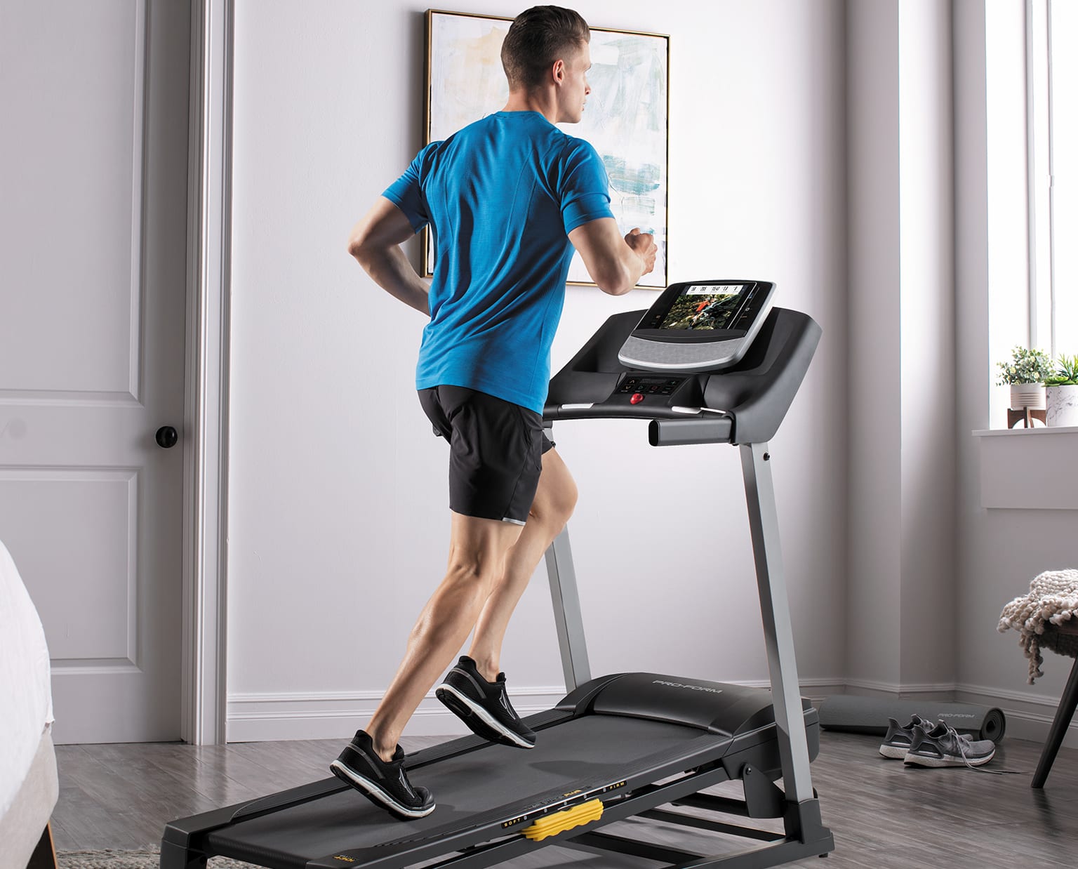 Gym Trainer 430i Treadmill Gym Equipment Gold's Gym Trainer