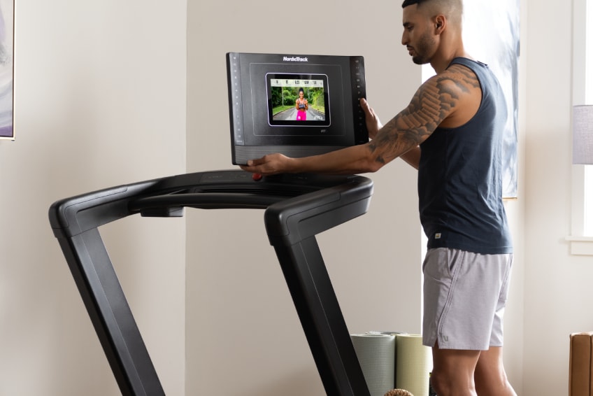 NordicTrack Commercial 1250 Incline Treadmill