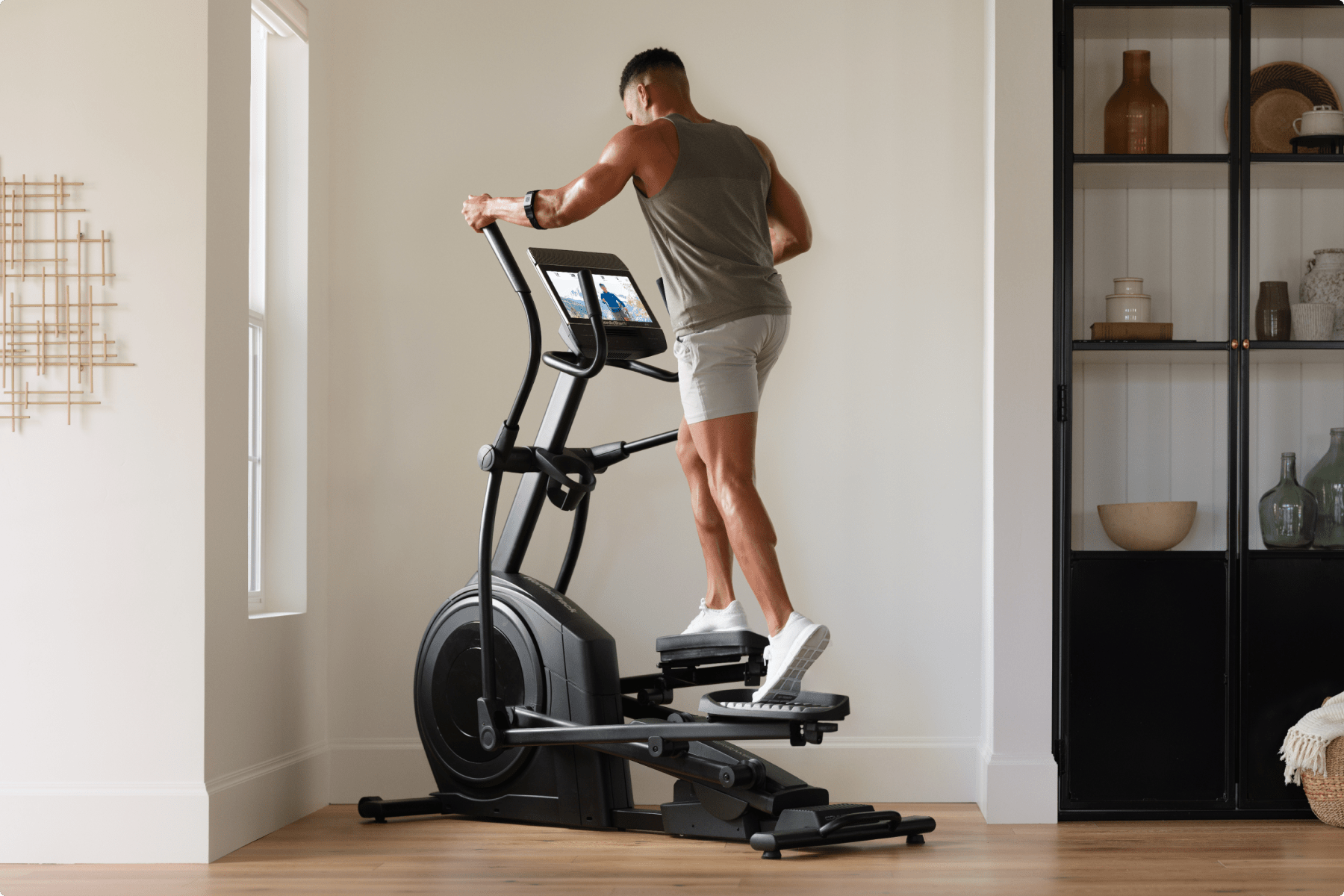 NordicTrack Elíptica AirGlide 14i gallery image