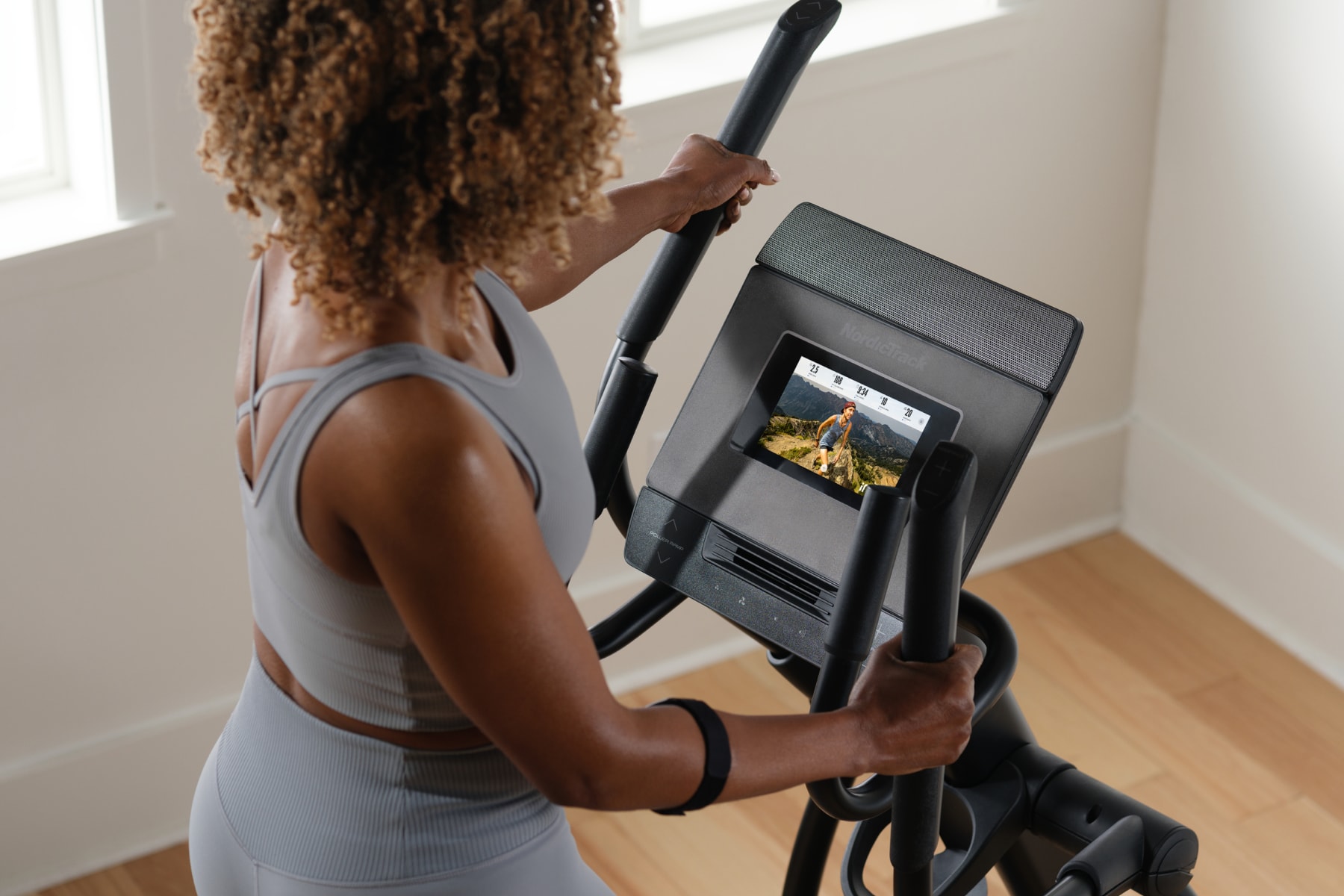 NordicTrack Elíptica AirGlide 7i gallery image