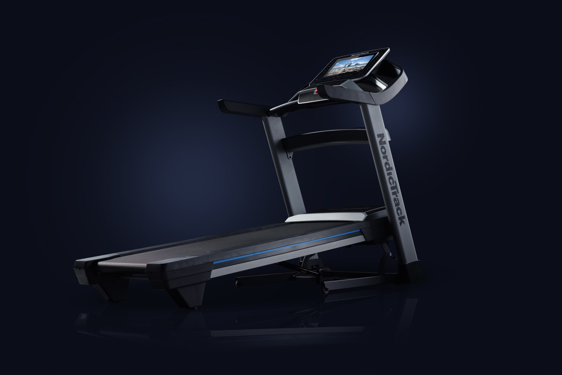 EXP 14i Folding Treadmill NordicTrack