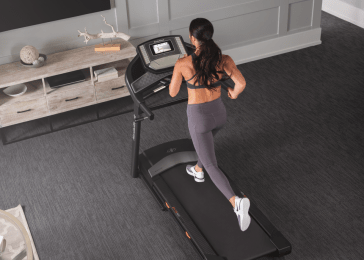 C 700