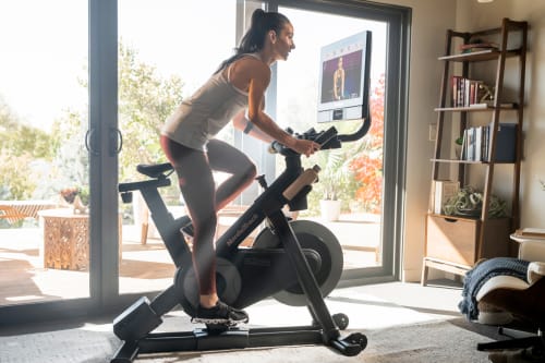 S22i Studio Bike