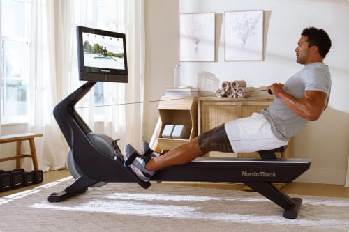 NUEVA RW900 Rower
