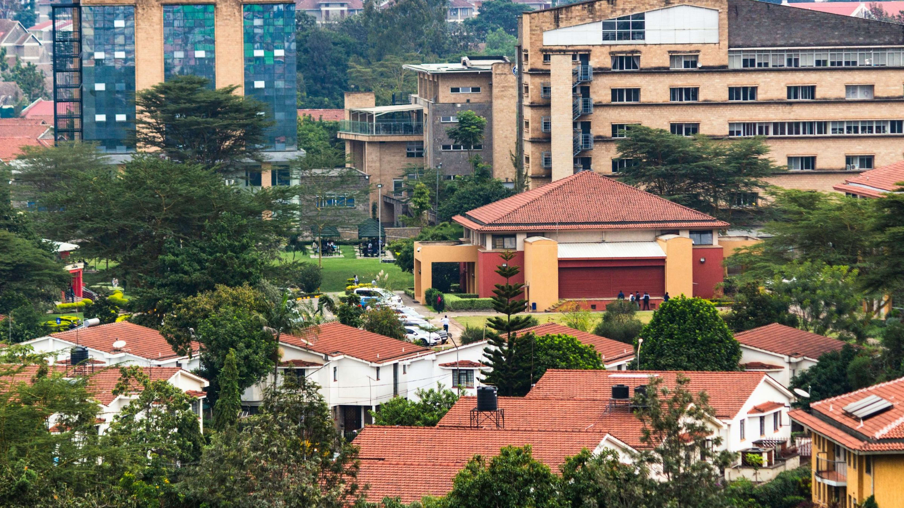 Tree-lined residential plots in a quiet neighbourhood