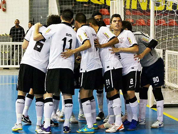 Corinthians derrota São Bernardo e se reabilita na Liga Paulista de Futsal