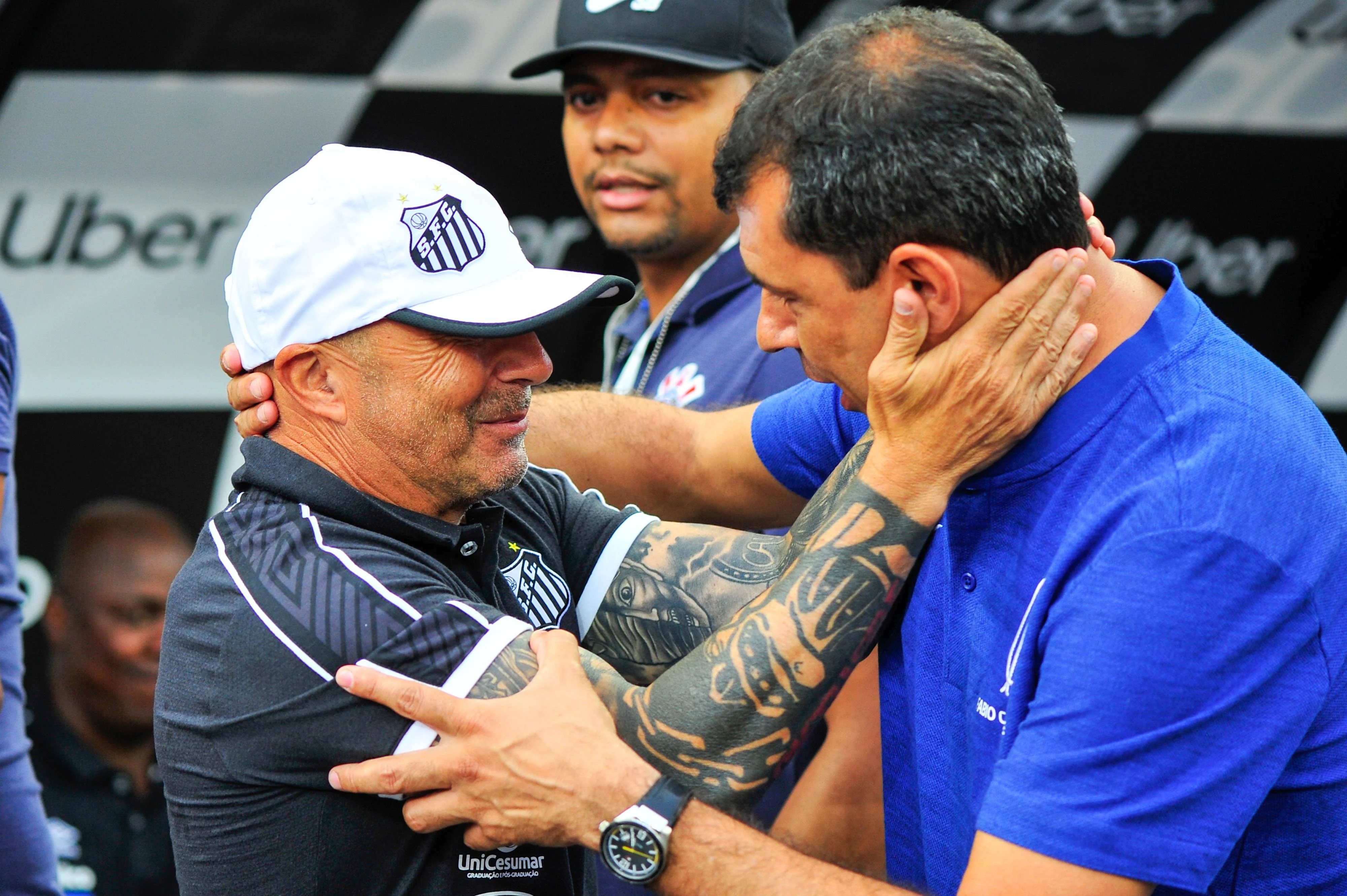 Carille x Sampaoli: Clássico entre Corinthians e Santos promete estilos de jogo diferentes