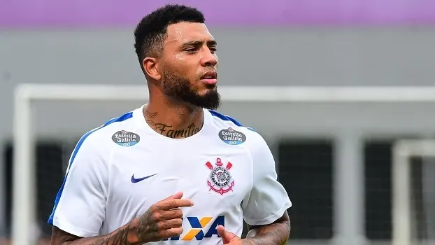 Sem Libertadores e fora dos planos, Kazim vira última opção no Corinthians