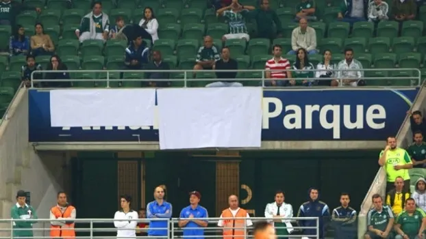 Construtora vê descuido do Palmeiras por ter que 'esconder' Allianz Parque na Libertadores