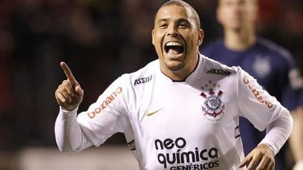 Corinthians e Ronaldo são condenados a pagar comissão a empresário por patrocínio de 2009