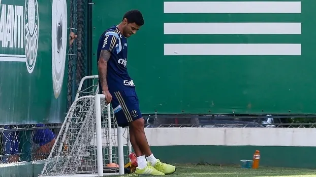 Cleiton Xavier completa domingo 200 dias sem jogar pelo Palmeiras