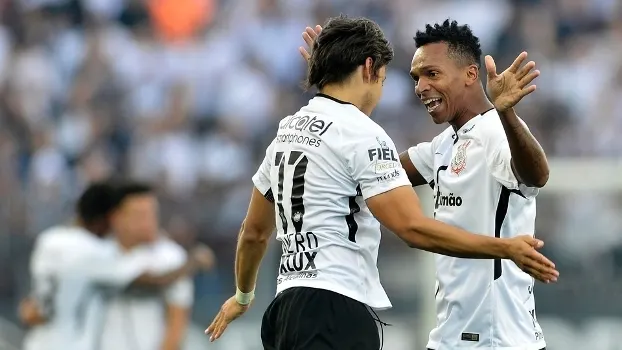 Líder Corinthians recebe o Cruzeiro em novo teste para o seu ataque