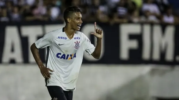 Federação muda horário, e Corinthians já não entra mais em campo classificado na Copinha