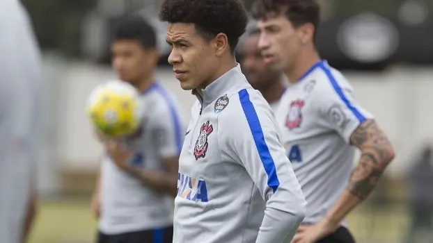 Marquinhos Gabriel e Giovanni Augusto voltam ao Corinthians ainda nas quartas