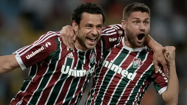 Fred deita, Fábio falha, Flu atropela o esfacelado Palmeiras e volta ao G4