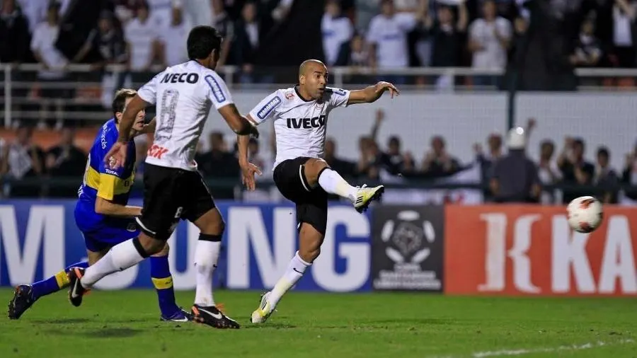 Boca não perdia no Brasil desde título do Corinthians na Libertadores