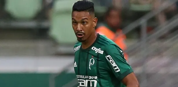 [Enquete] O Palmeiras precisa de outro zagueiro?