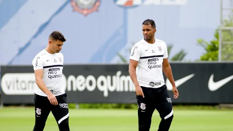 Lázaro efetivado? Interino não poderia assumir o Corinthians oficialmente por falta de licenças 