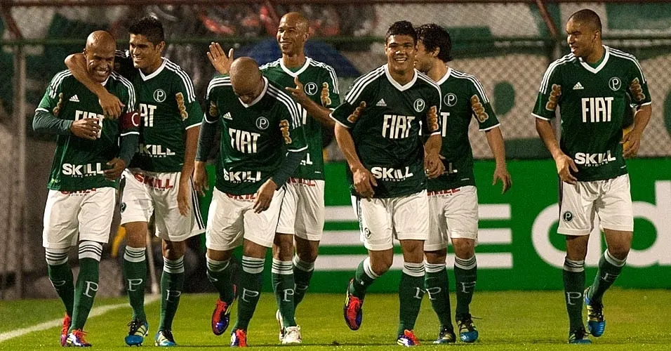 Com 11 jogadores fora do treino, Palmeiras tem time inteiro de desfalques 5