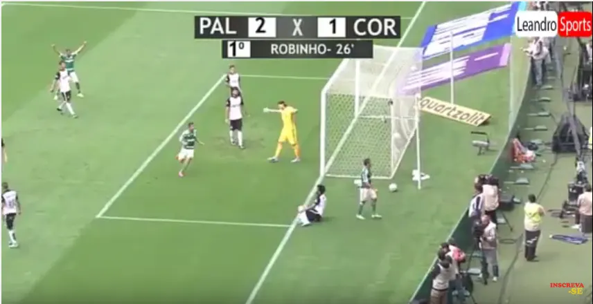 VÍDEO -  Gol de Robinho, Palmeiras 3 x 2 Corinthians - Série A 06/09/2015