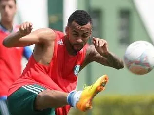 Vídeo: Com dois de Henrique e golaço de Wesley, Verdão vence jogo-treino na Academia