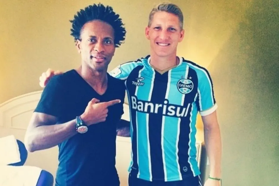 Após orientar Schweinsteiger, Zé Roberto diz que vai ajudar Palmeiras