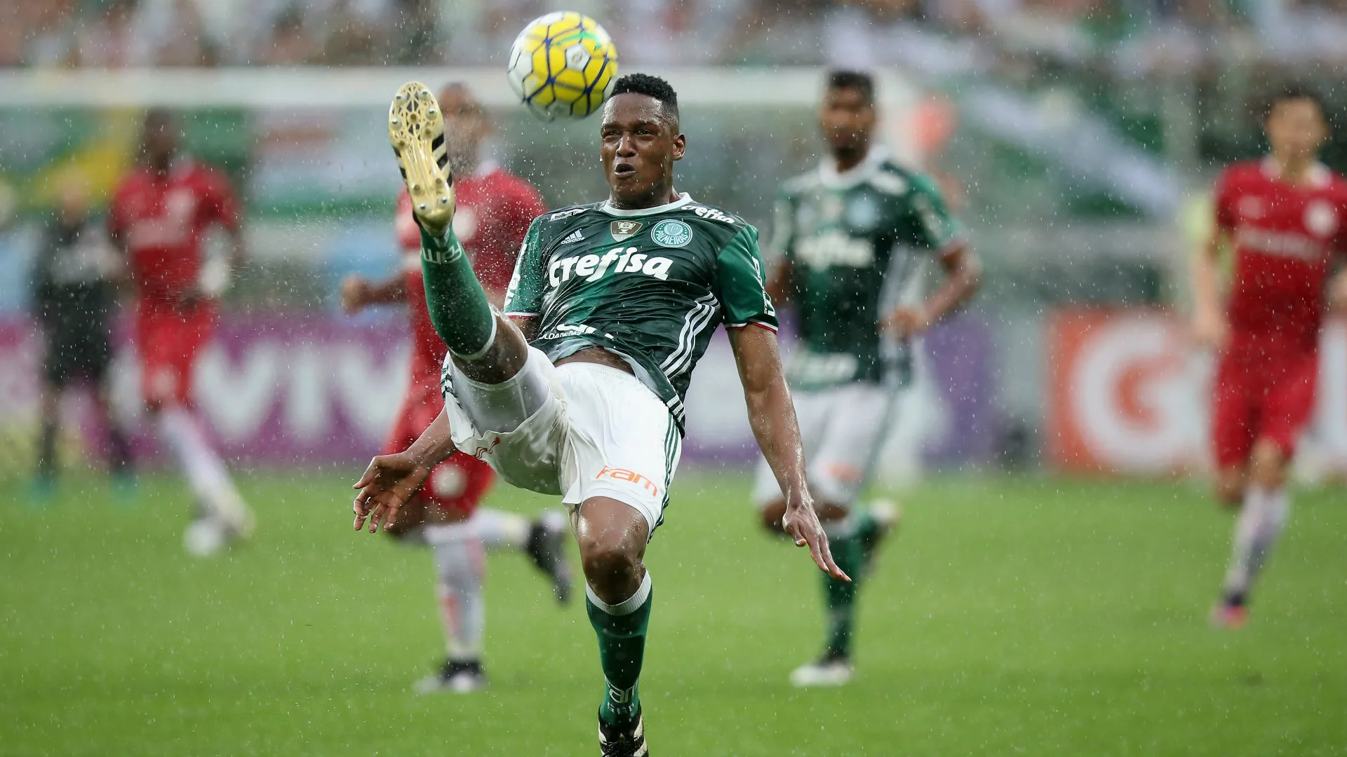[VerdãoWeb] - Palmeiras oficializa venda de Yerry Mina - Por Lucas Salzer