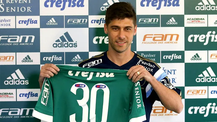 Fora dos planos do Palmeiras, Fellype Gabriel é oferecido ao Inter e Cruzeiro