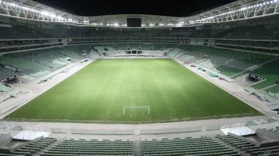 Mesmo sem alvará, Palmeiras vai pedir para jogar na arena