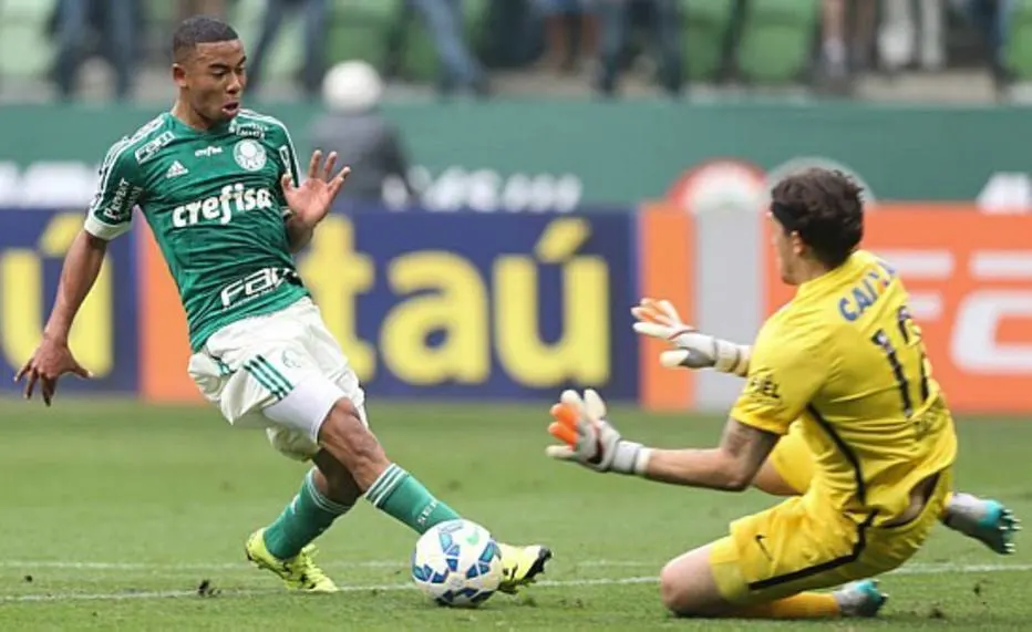 [Verdão Web] Atacante brilha na Europa e revela desejo de retornar ao Palmeiras no futuro