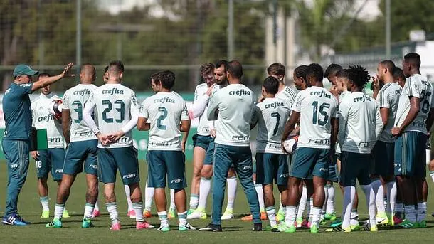 Palmeiras sonha com título 'quase inédito' para o elenco