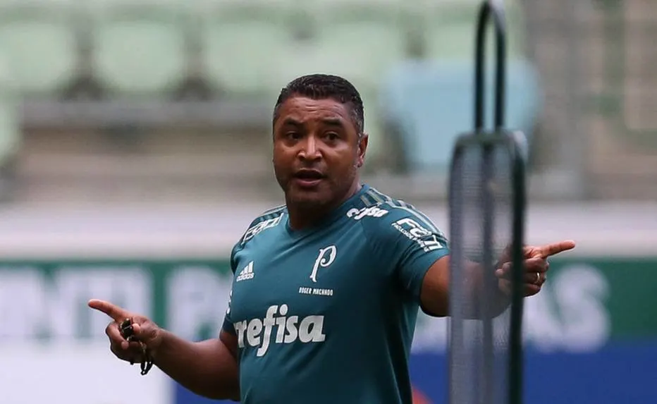 Roger prevê usar mais jogadores da base do Palmeiras no Paulista