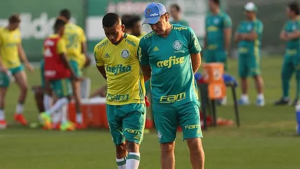 Retorno de Gabriel Jesus anima Palmeiras para jogo com o Fluminense