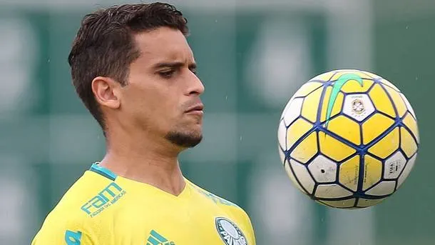 Jean afirma que empate será bom resultado para o Palmeiras em BH