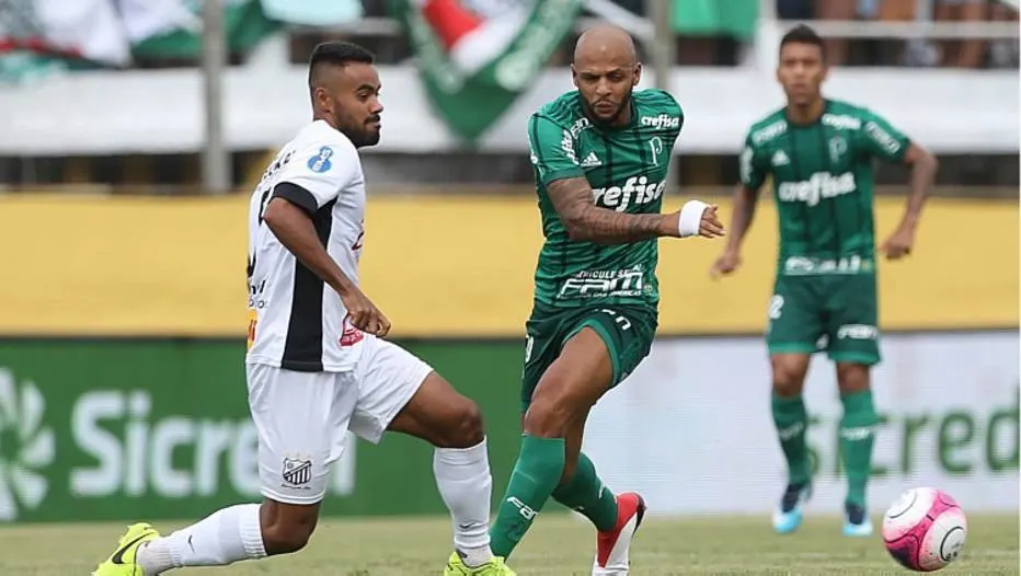 Roger elogia Felipe Melo e garante titularidade do volante no Palmeiras