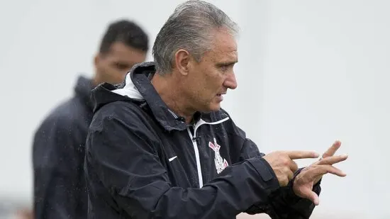 Tite revela temor de perder mais jogadores no Corinthians