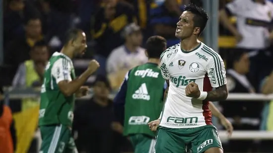 Barrios pede para Palmeiras acreditar: 'Não estamos mortos'