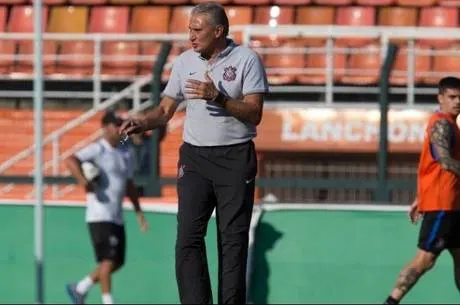 Retorno do Corinthians ao Pacaembu emociona Tite e os jogadores