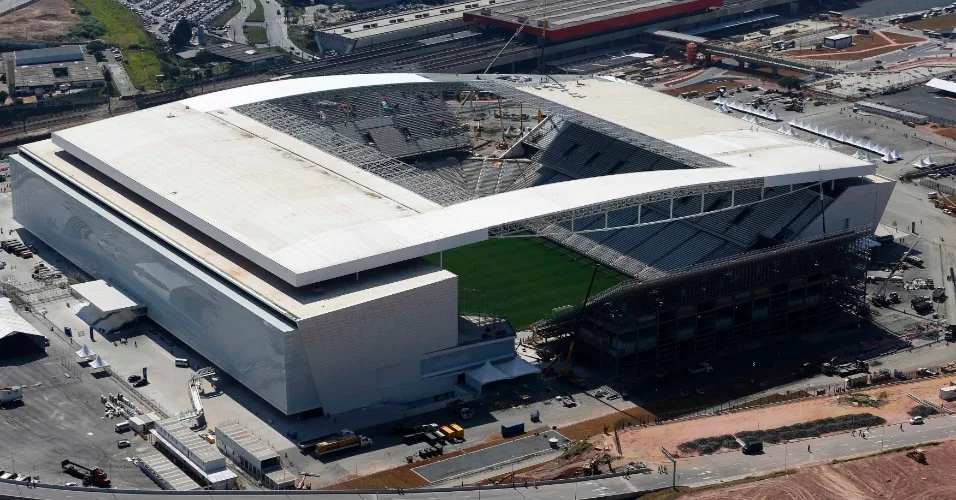 Corinthians anuncia redução do preço dos ingressos mais caros da Arena