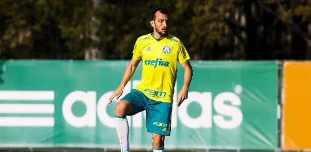 Palmeiras tem dois desfalques em início de preparação para duelo no Sul