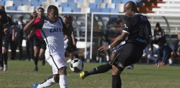 Com 5 quilos a mais, reforço vira ponto baixo do Corinthians nos EUA