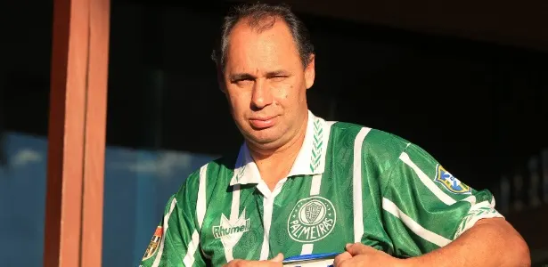 Título do Palmeiras sobre Corinthians rendeu 'boom' de bebês com nome Evair