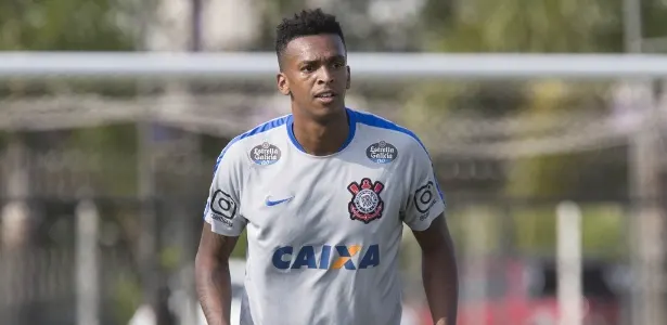 Falta de gols faz Corinthians buscar dupla de centroavantes para 2017