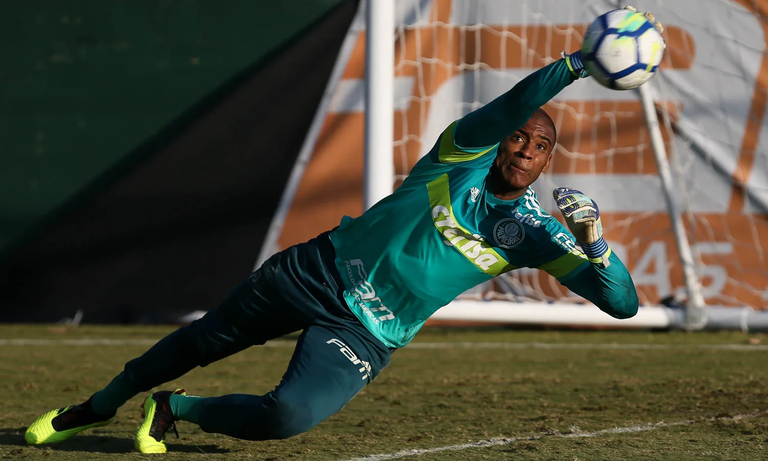 Palmeiras faz seu último treino antes de encarar o São Paulo