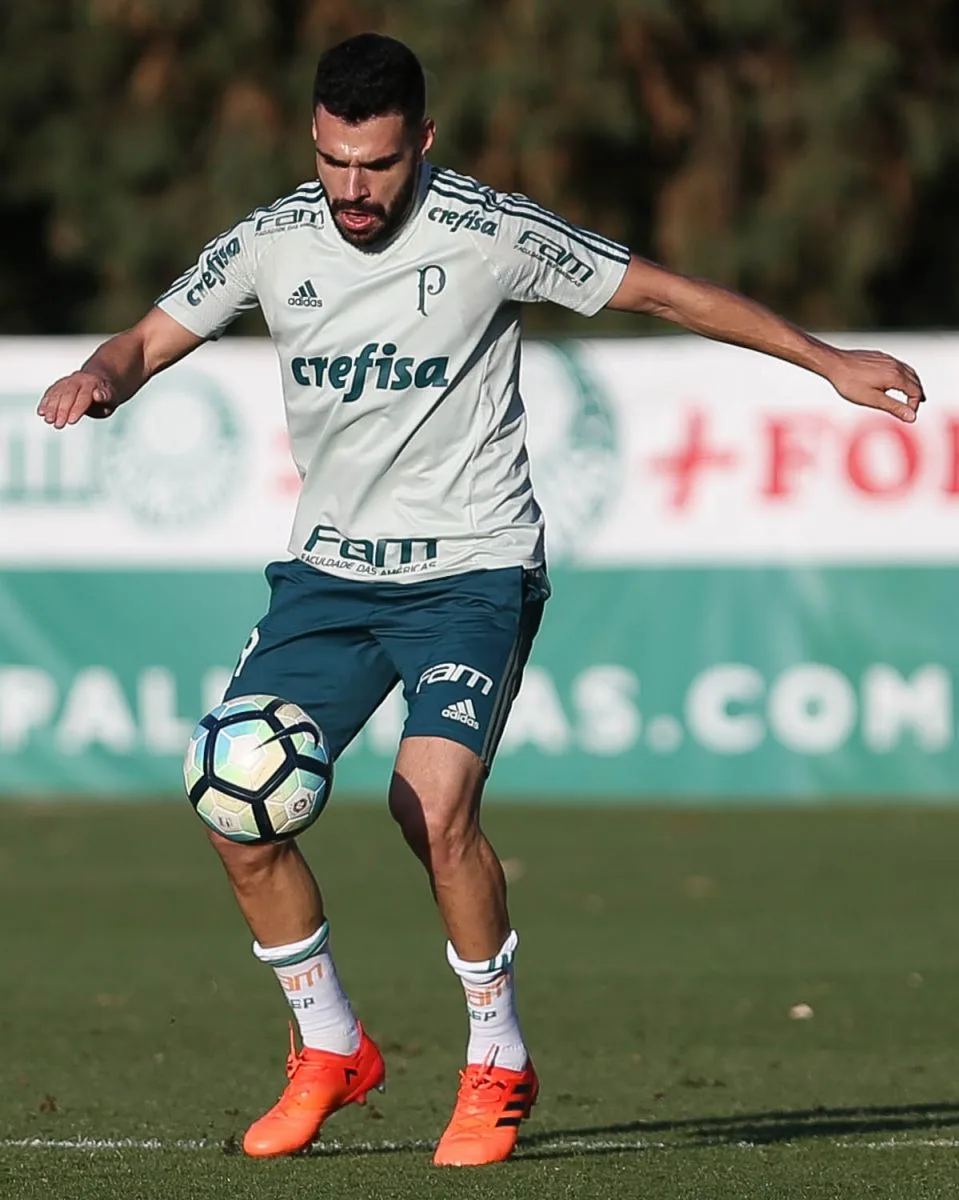 Verdão faz treino tático e aprimora finalizações visando Derby