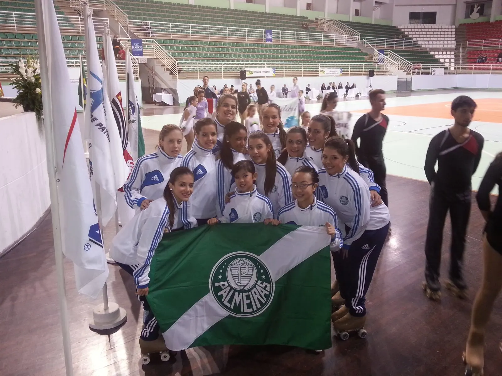 Patinação do Palmeiras conquista 18 medalhas no Paulista e Estadual