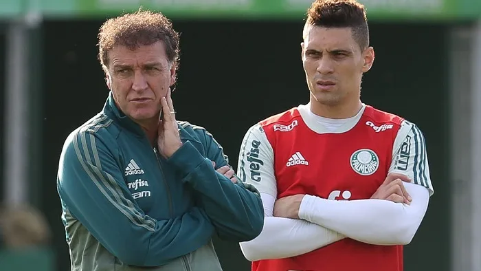 Palmeiras faz mais um treino tático visando confronto com Chapecoense