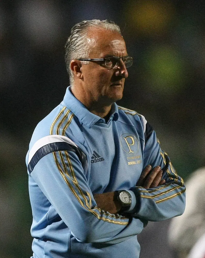 Dorival Júnior celebra vitória no Rio e afirma: ‘Reforça a confiança’