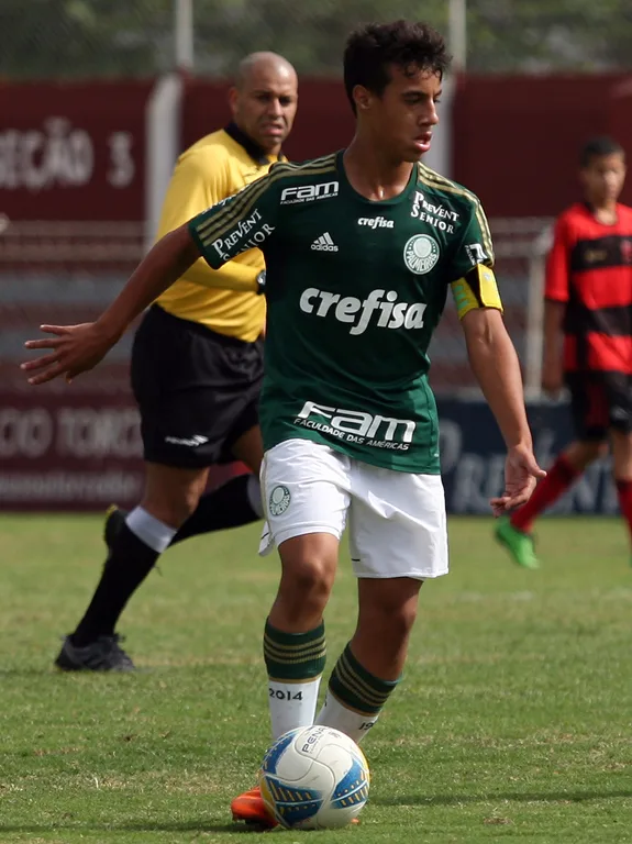 Sub-15 derrota Guarani e assume liderança do grupo no Paulista