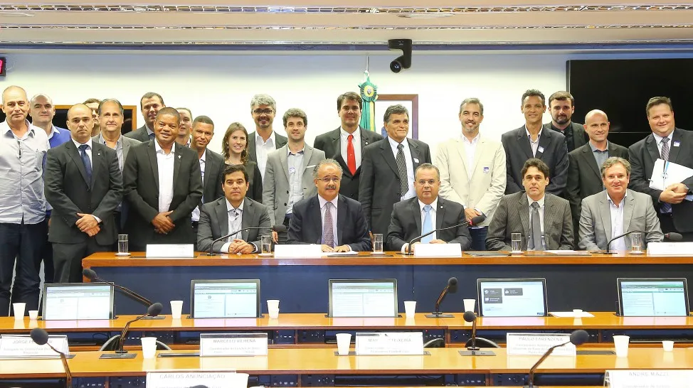 Palmeiras participa de audiência em Brasília para discutir melhorias no futebol de base